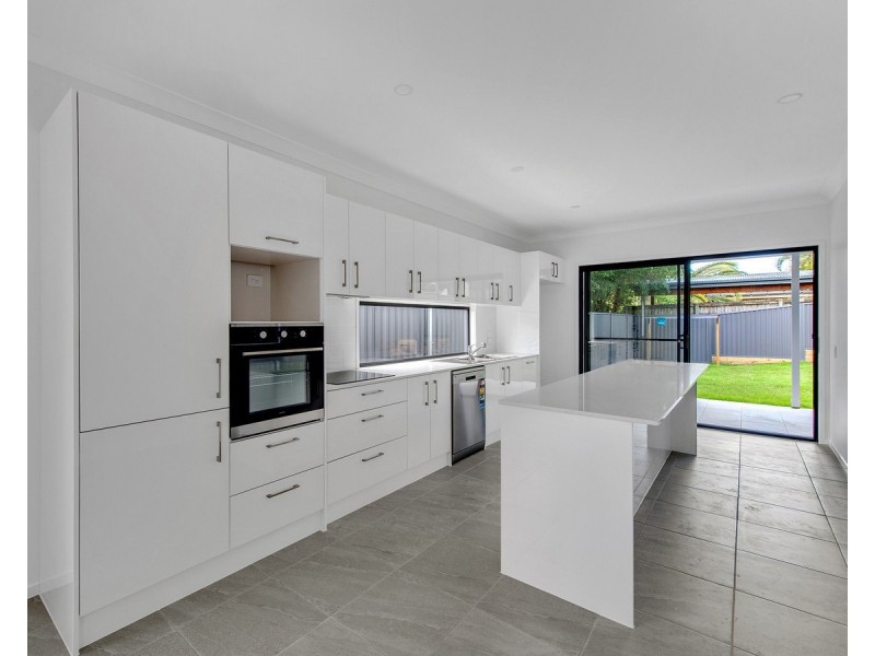 117 Sibley Road, Wynnum West QLD 4178