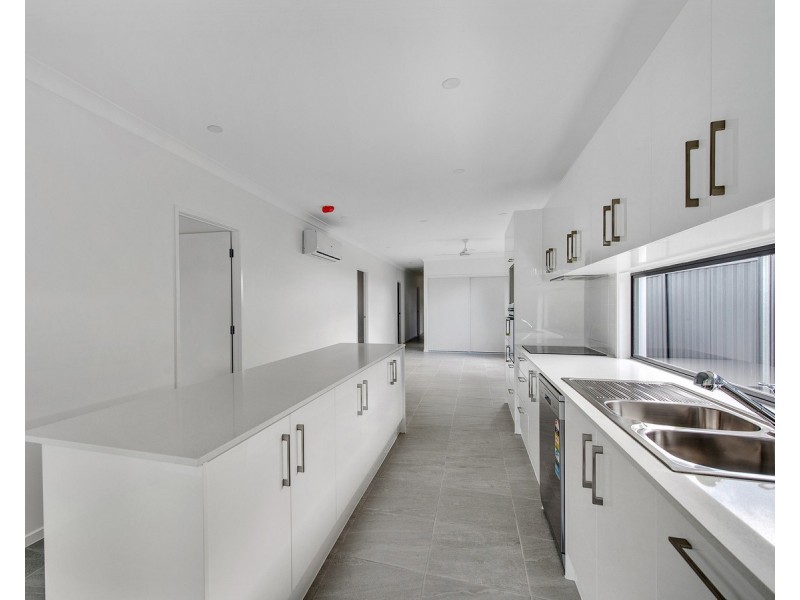 117 Sibley Road, Wynnum West QLD 4178