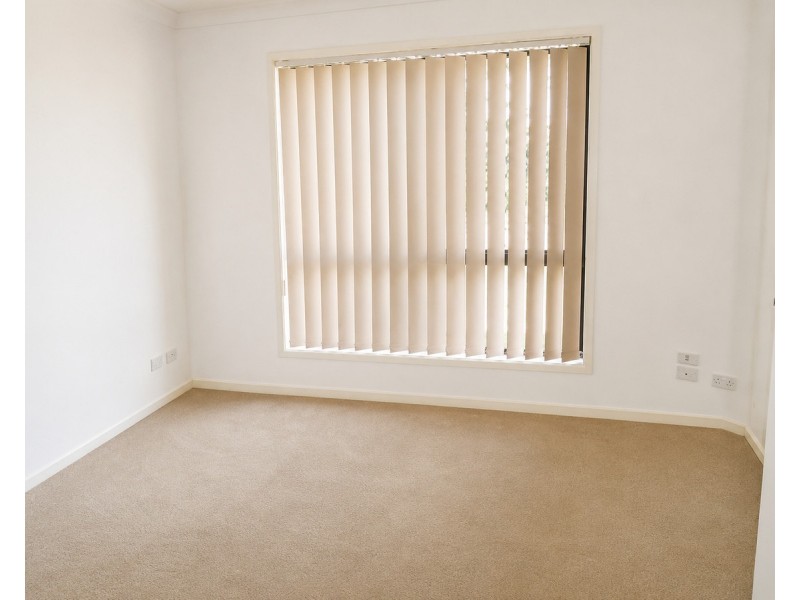 1 Paltarra Street, The Gap QLD 4061
