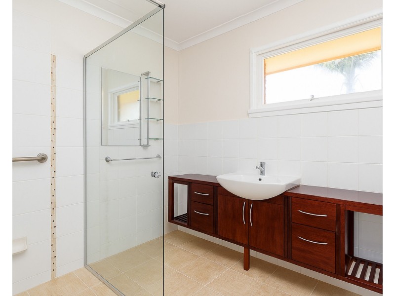 21 Myron Street, Chermside QLD 4032