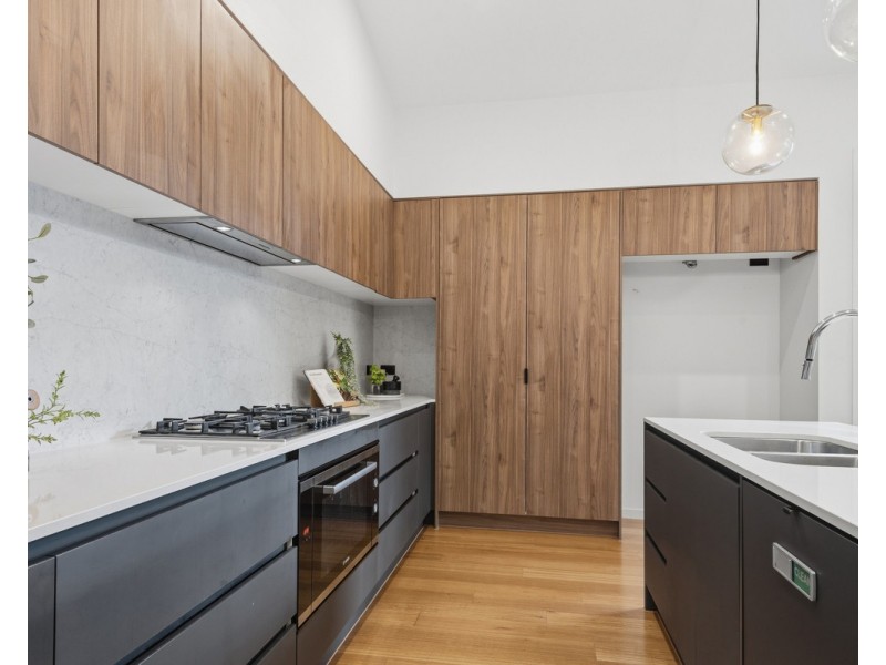 308 Canvey Road, Upper Kedron QLD 4055