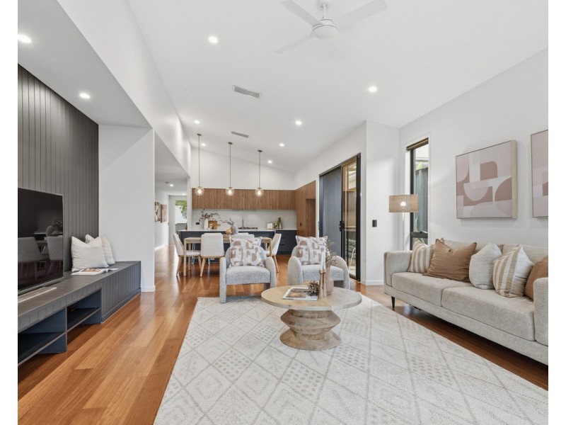 308 Canvey Road, Upper Kedron QLD 4055