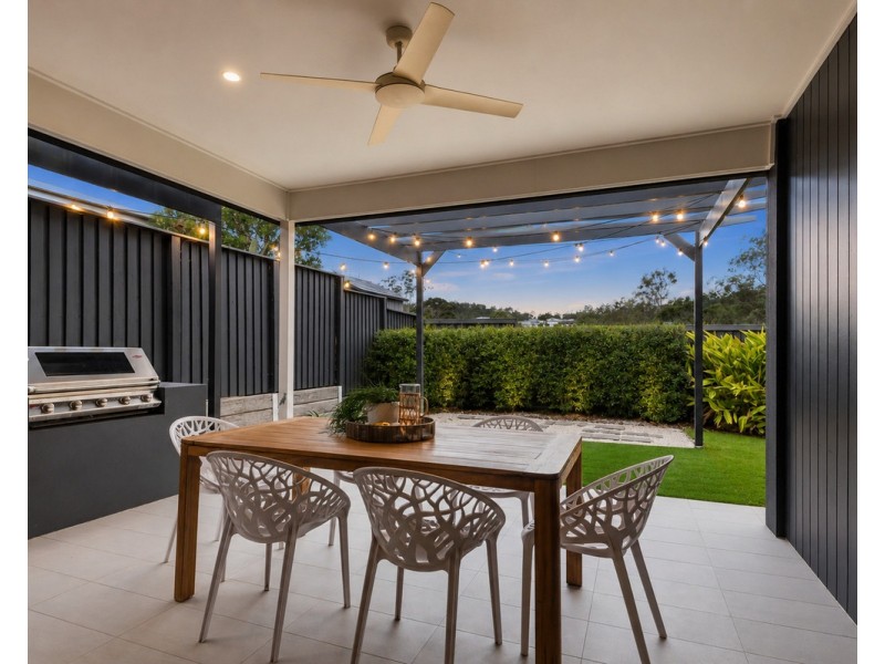 308 Canvey Road, Upper Kedron QLD 4055
