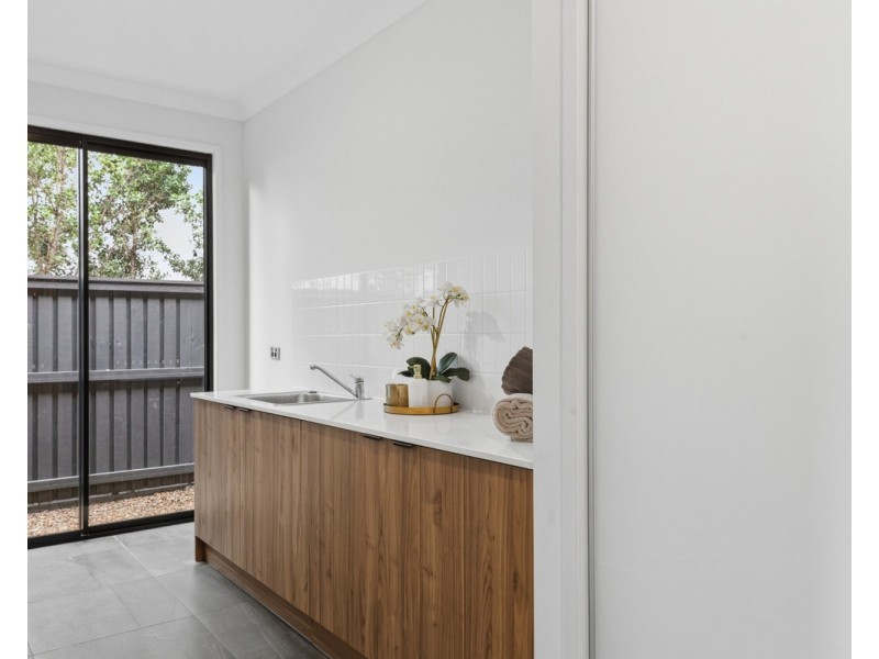308 Canvey Road, Upper Kedron QLD 4055