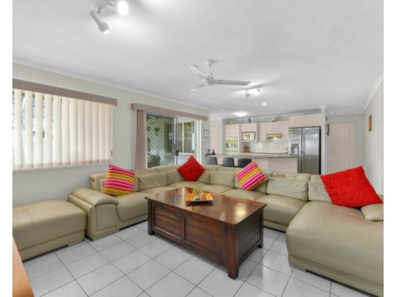 61 Balcara Avenue, Carseldine QLD 4034