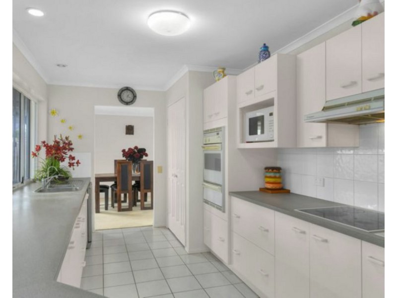 61 Balcara Avenue, Carseldine QLD 4034
