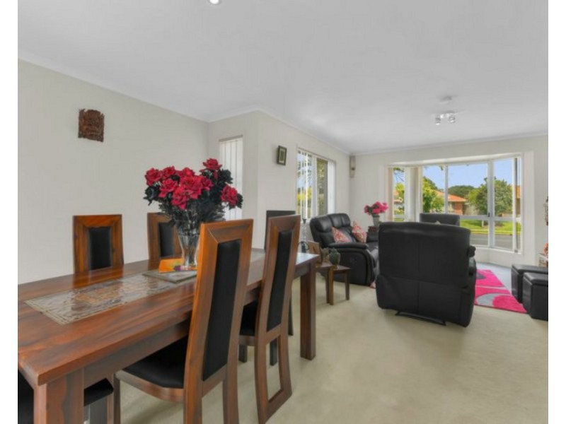 61 Balcara Avenue, Carseldine QLD 4034