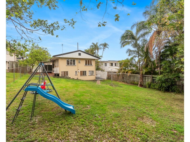 6 Eastbourne Street, Chermside West QLD 4032