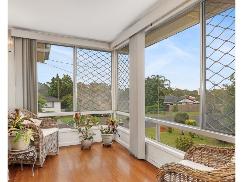 6 Bamber Street, Chermside West QLD 4032