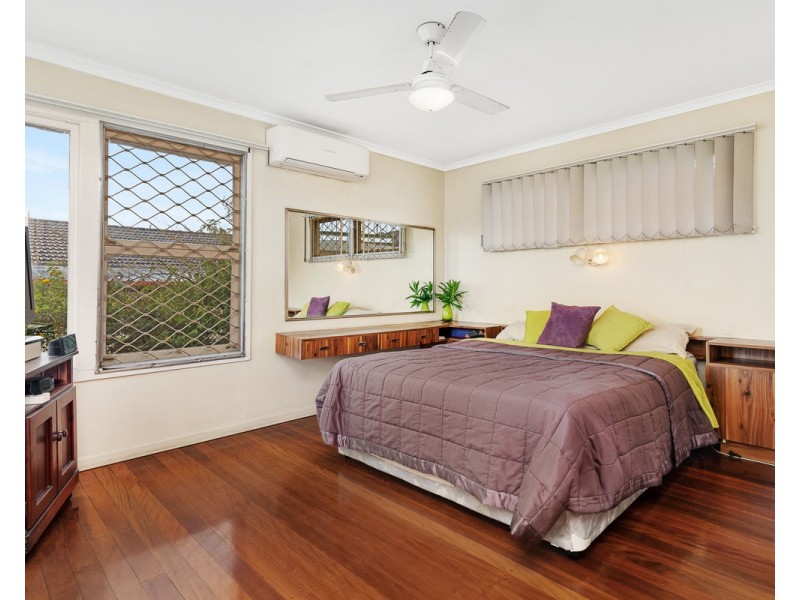 6 Bamber Street, Chermside West QLD 4032