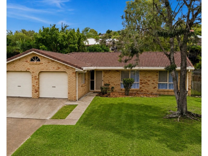 46 Saraband Drive, Eatons Hill QLD 4037