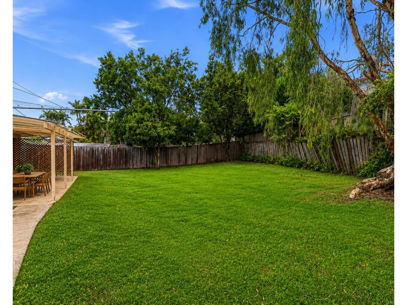 46 Saraband Drive, Eatons Hill QLD 4037
