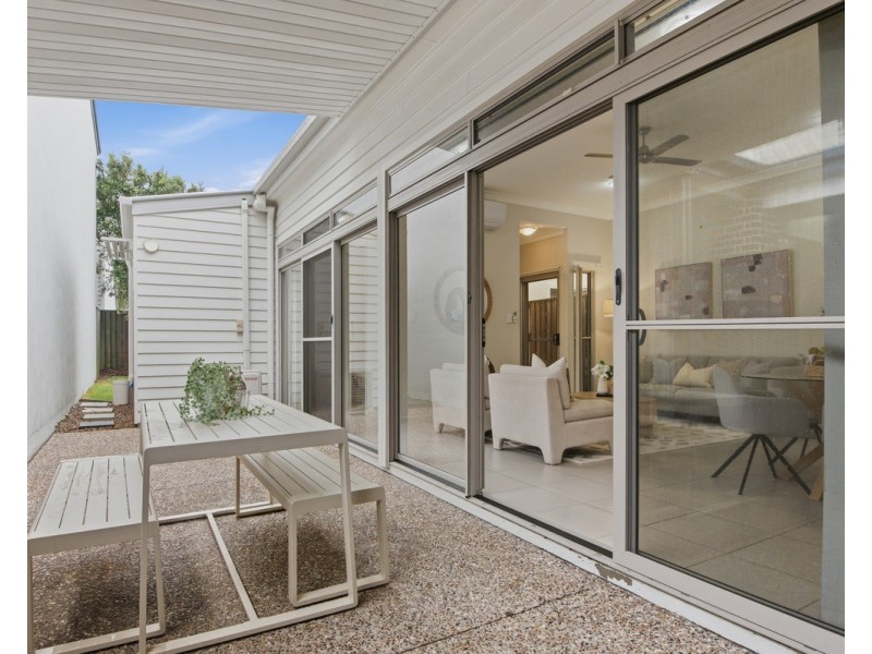20 Cocoparra Place, Fitzgibbon QLD 4018