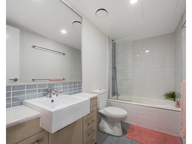 105/392 Hamilton Road, Chermside QLD 4032
