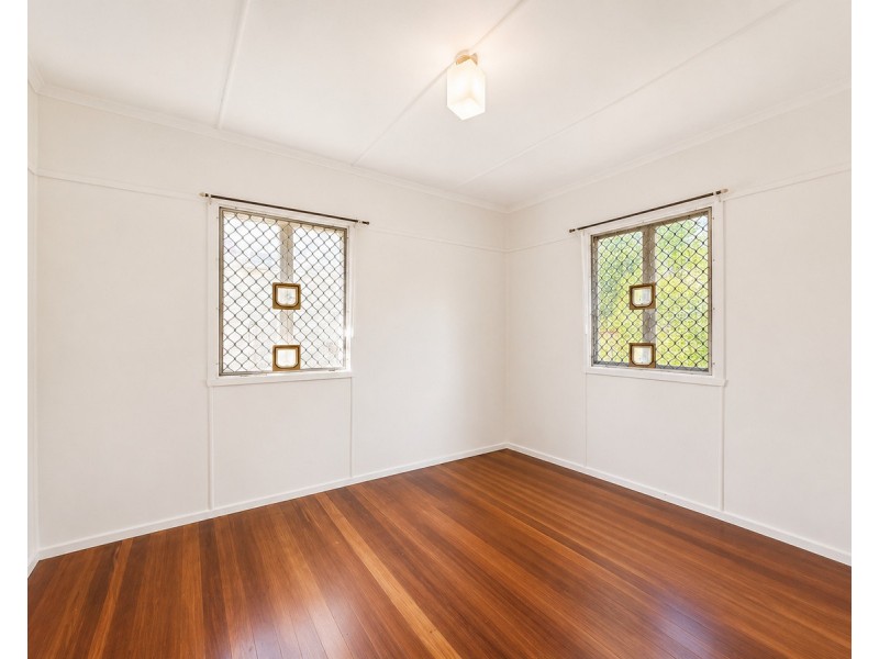 718 Hamilton Road, Chermside West QLD 4032