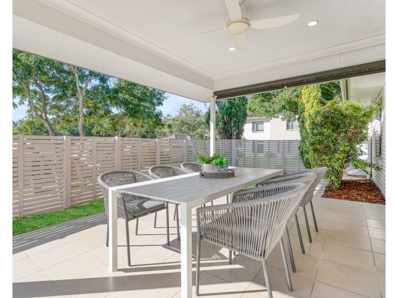 18 Hillside Circuit, Chermside West QLD 4032