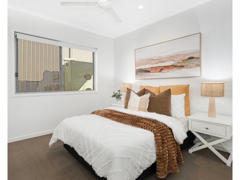 18 Hillside Circuit, Chermside West QLD 4032