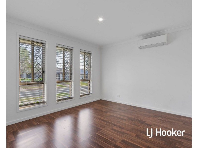 35 Otway Circuit, Fitzgibbon QLD 4018
