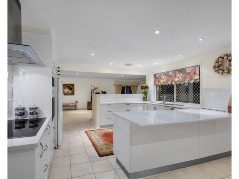 71 Galaxy Street, Bridgeman Downs QLD 4035