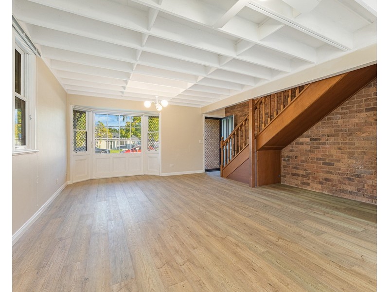 1/10 Desert Willow Way, Fitzgibbon QLD 4018