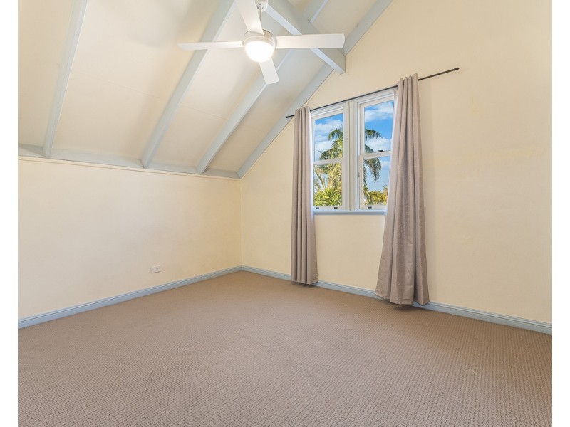 1/10 Desert Willow Way, Fitzgibbon QLD 4018