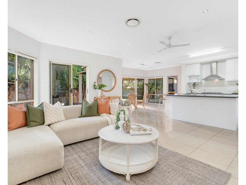 16 Laura Place, Nudgee QLD 4014