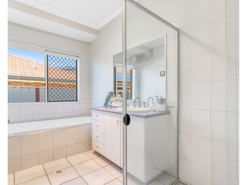 16 Laura Place, Nudgee QLD 4014