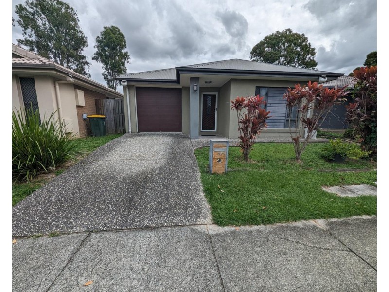39 Blue Mountains Crescent, Fitzgibbon QLD 4018