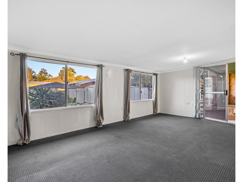 16 Waratah Street, Albany Creek QLD 4035
