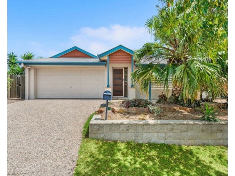 15 Cooksland Crescent, North Lakes QLD 4509