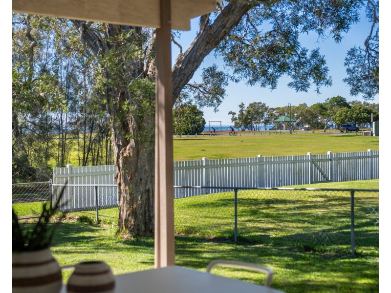 117 O’Quinn Street, Nudgee Beach QLD 4014