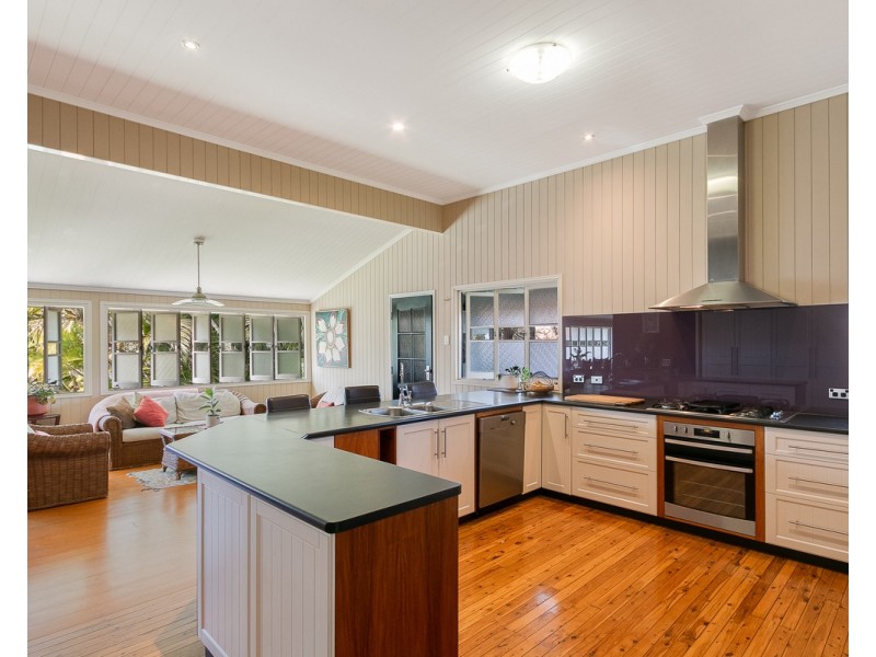32 Kilburn Street, Chermside QLD 4032