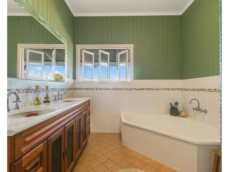 32 Kilburn Street, Chermside QLD 4032