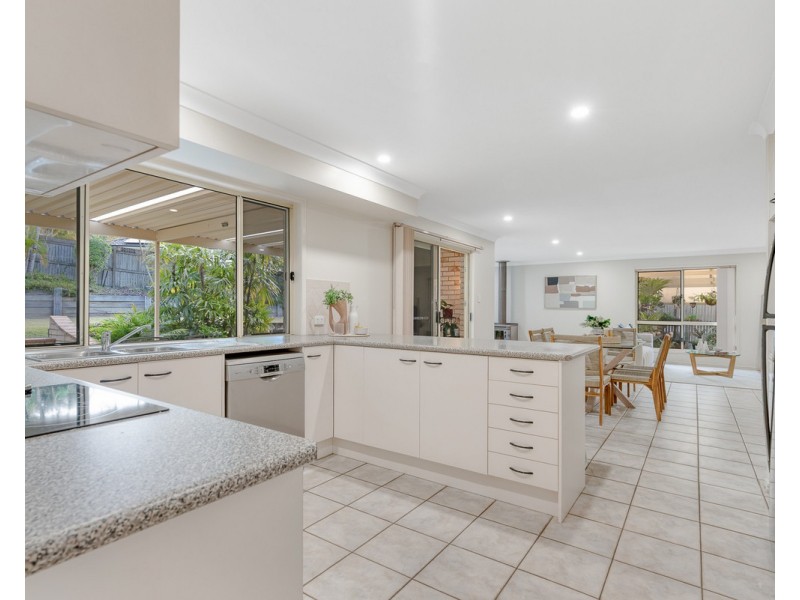 17 Huxtable Street, Chermside West QLD 4032