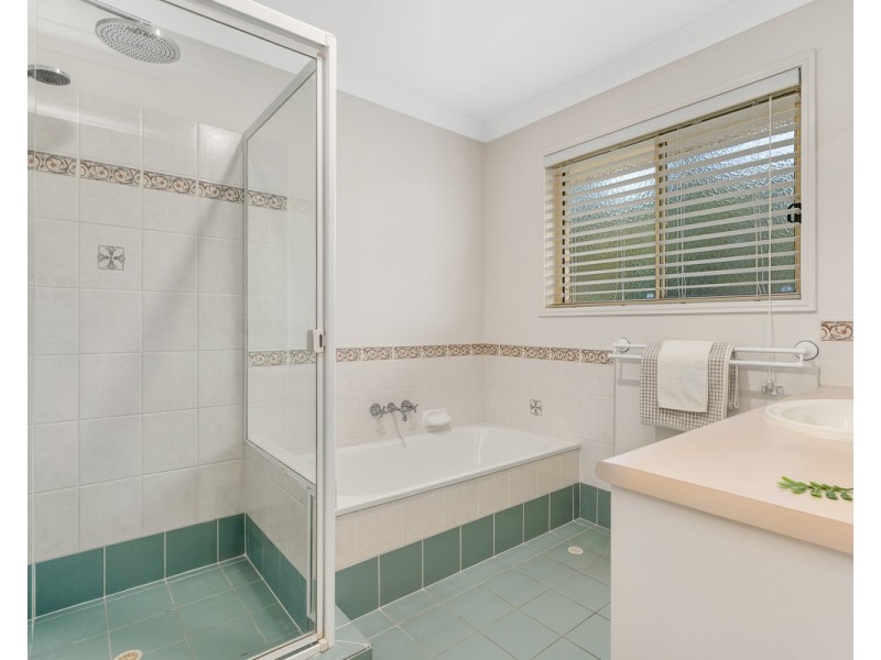 17 Huxtable Street, Chermside West QLD 4032