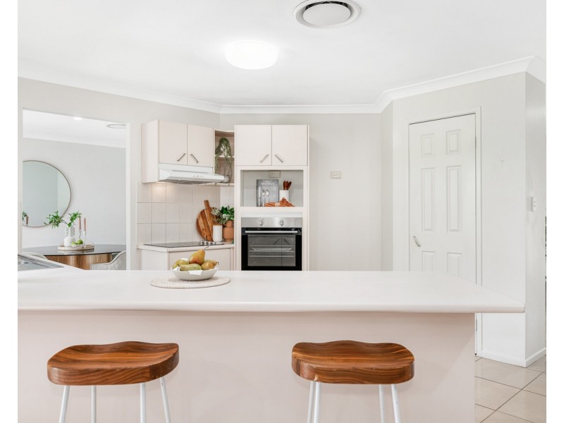 100 Albany Forest Drive, Albany Creek QLD 4035