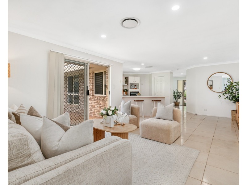 100 Albany Forest Drive, Albany Creek QLD 4035