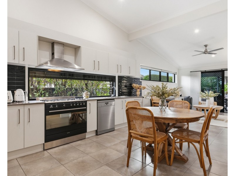 492 Roghan Road, Fitzgibbon QLD 4018