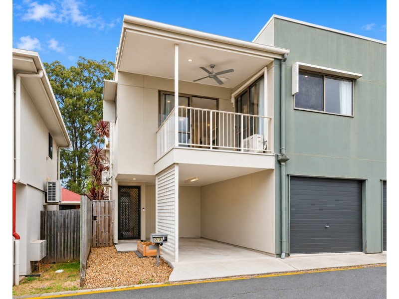 2/8 Palmerston Lane, Fitzgibbon QLD 4018