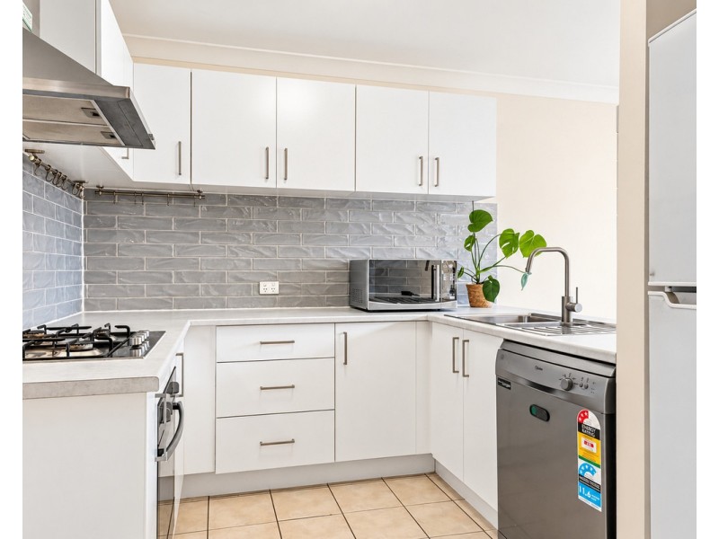 6/9 Lavender Place, Fitzgibbon QLD 4018