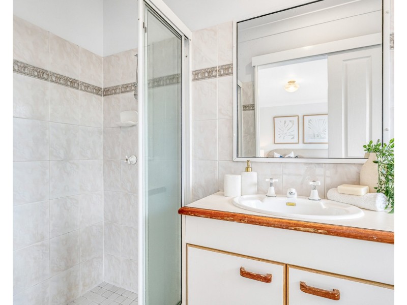 2/58 Wallace Street, Chermside QLD 4032
