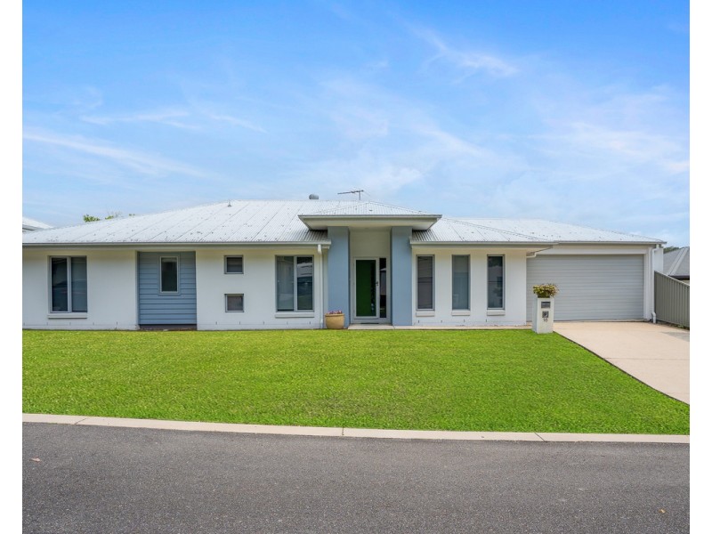 16 Hillside Circuit, Chermside West QLD 4032