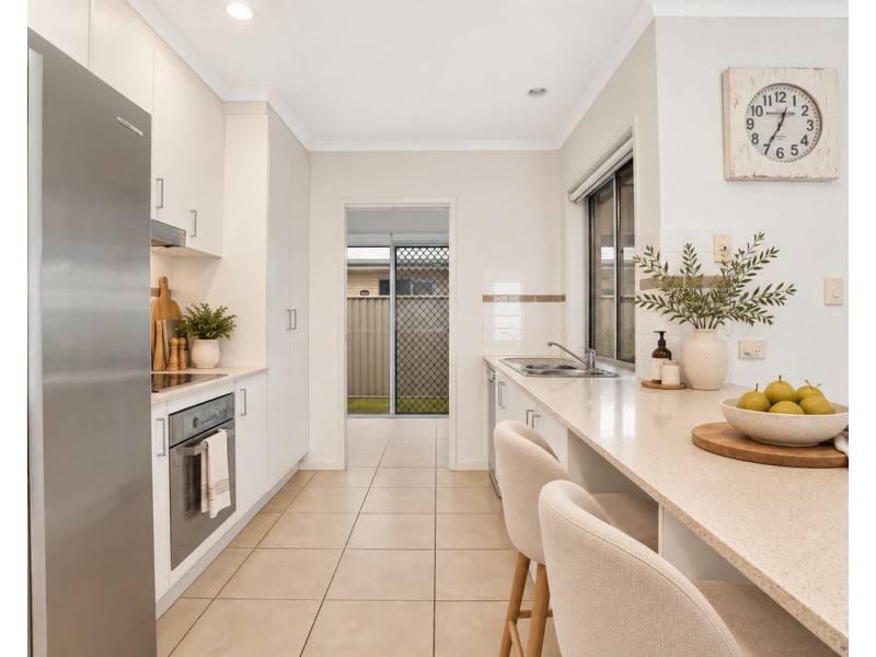 16 Hillside Circuit, Chermside West QLD 4032