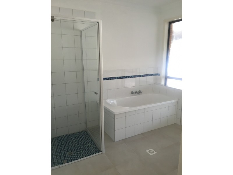 28 Rhodes Street, Loganlea QLD 4131