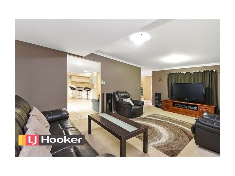 26 Mitchell Place, Parkinson QLD 4115