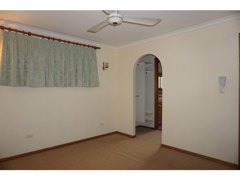 14 Jeannette Avenue, Springwood QLD 4127