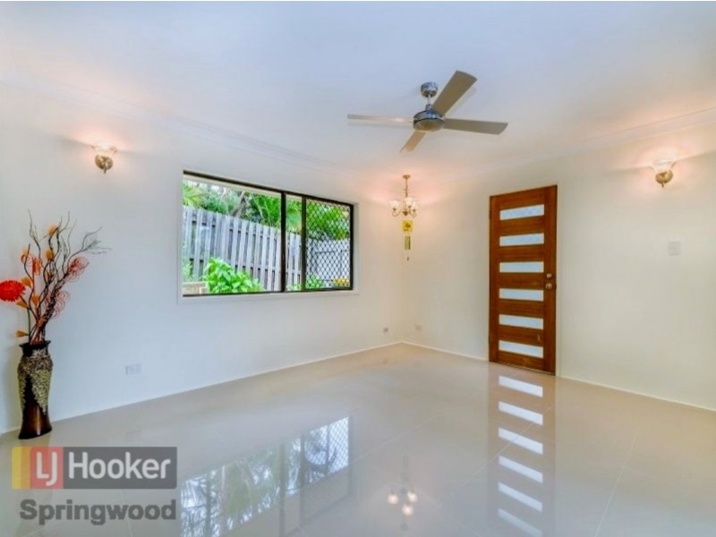 9 Juanita Grove, Springwood QLD 4127