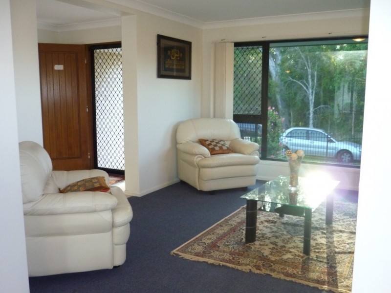 13 Innes Close, Parkinson QLD 4115