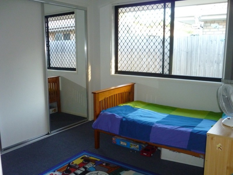 13 Innes Close, Parkinson QLD 4115