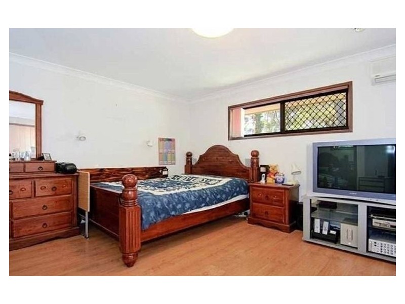 46 Paradise Road, Slacks Creek QLD 4127